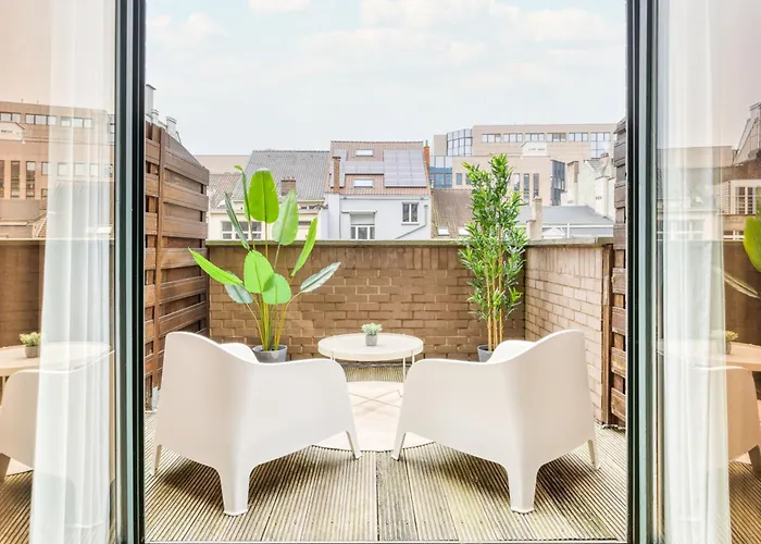 Отель Schuman By Ihg