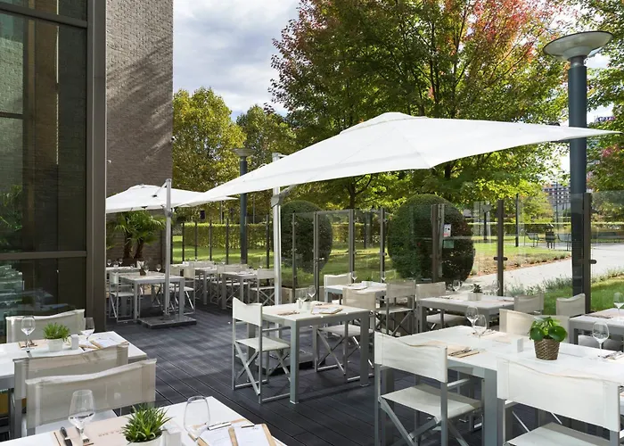 Courtyard By Marriott Szálloda