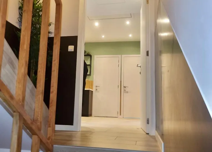 Plantin 4 * Bruxelles