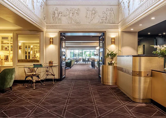 Barsey By Warwick 4* Brussels