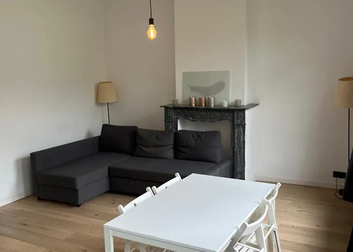 Flat South Lejlighed