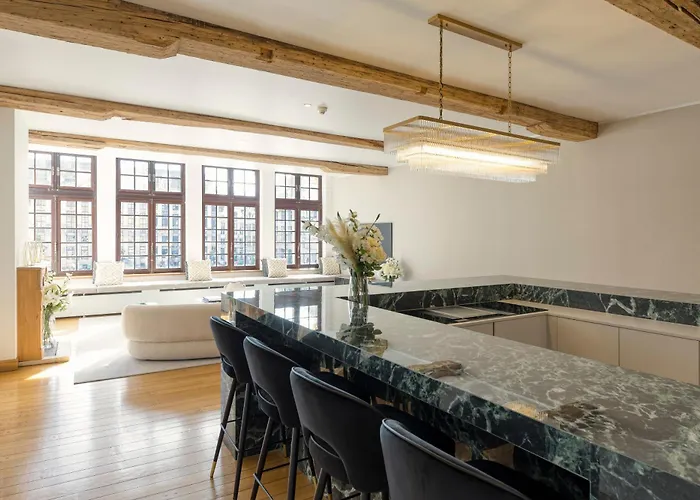 Unique Flat On The Grand Place * בריסל