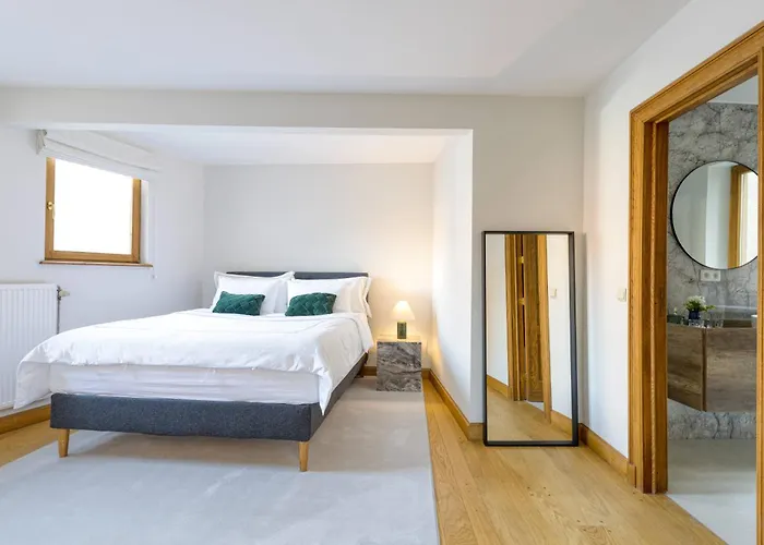 Unique Flat On The Grand Place *