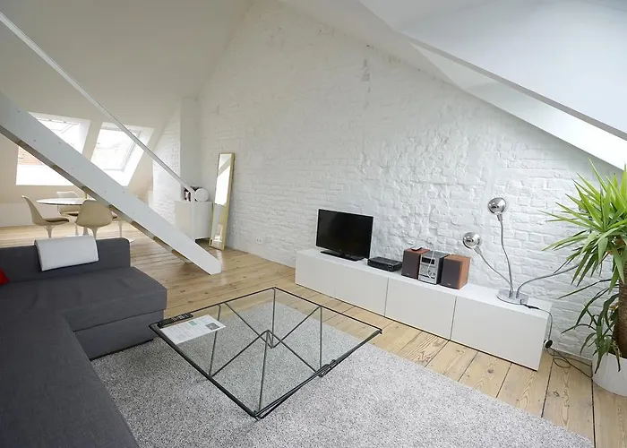 & The Frühstückspension