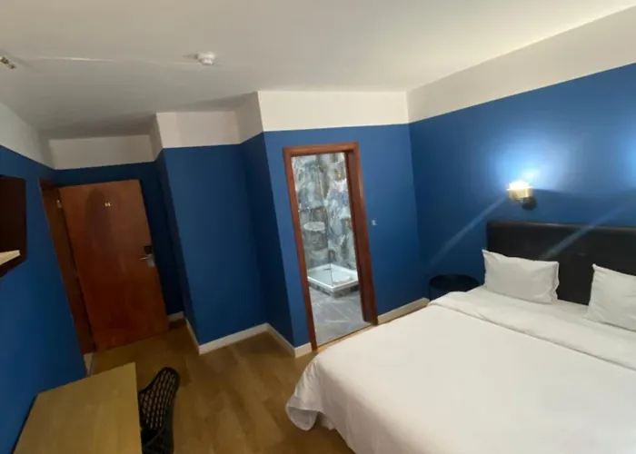 ウィンザー ホテル 2*