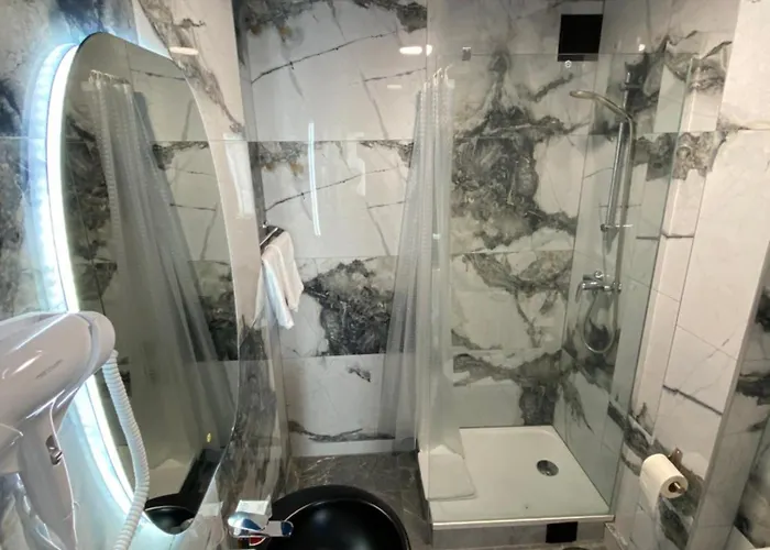 ホテル ウィンザー 2*