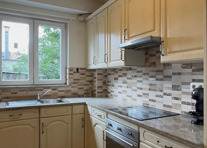 Apartman Luxury 2br & Jacuzzi Near Expo 12 & Ing Arena Brüsszel