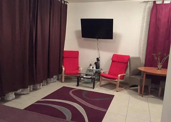 Bed and Breakfast La Maison Du Soleil 3*