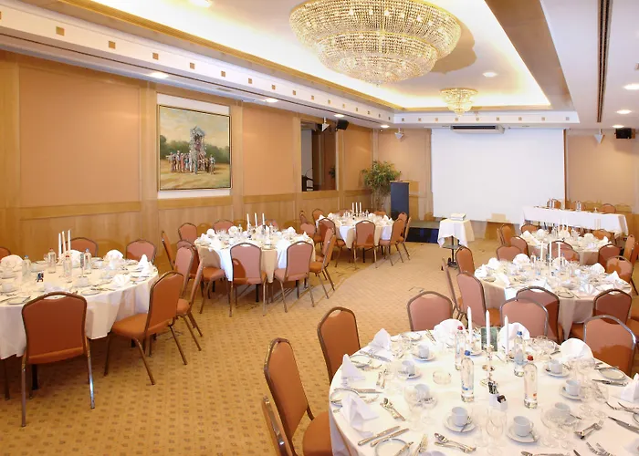 Hotel Le Chatelain 5*