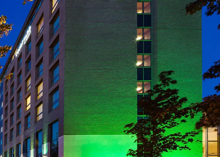 Courtyard By Marriott Szálloda 4*