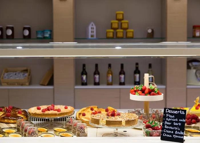 Courtyard By Marriott Szálloda 4*