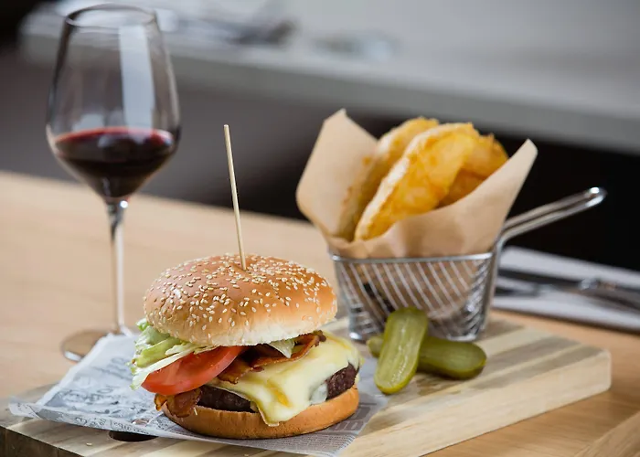 Courtyard By Marriott Szálloda