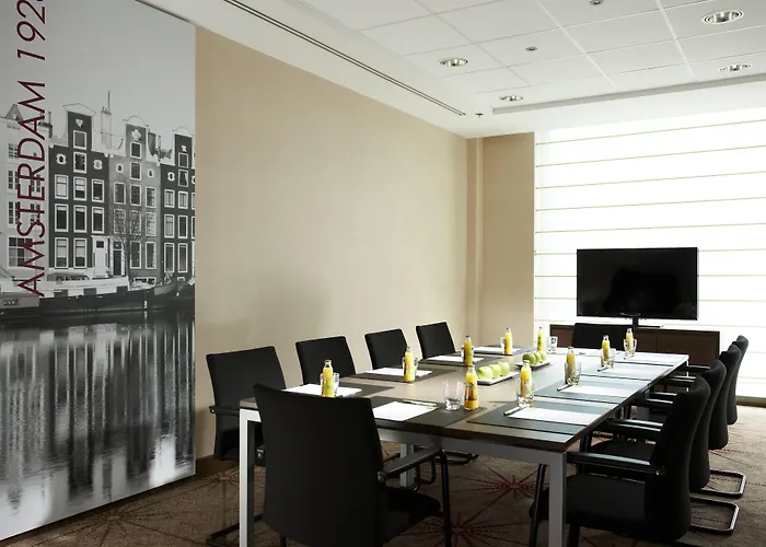 Courtyard By Marriott