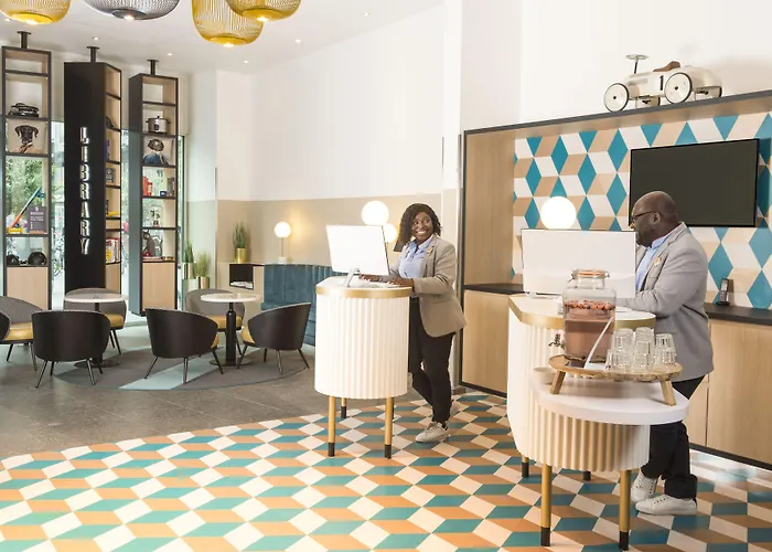 Adagio Grand Place 3*