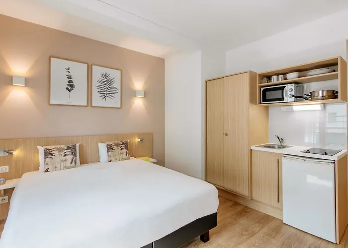 Adagio Access Europe 2*