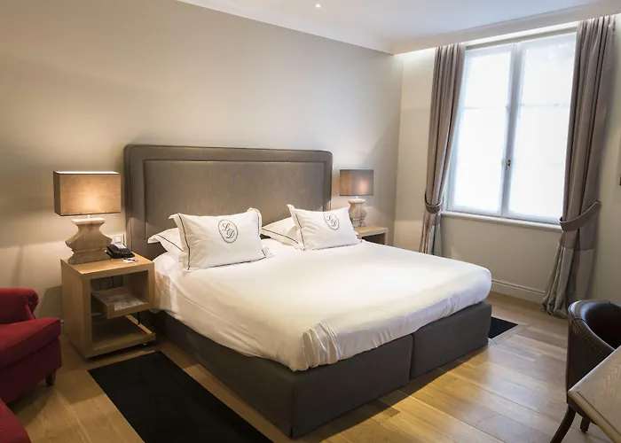 Le Dixseptieme מלון