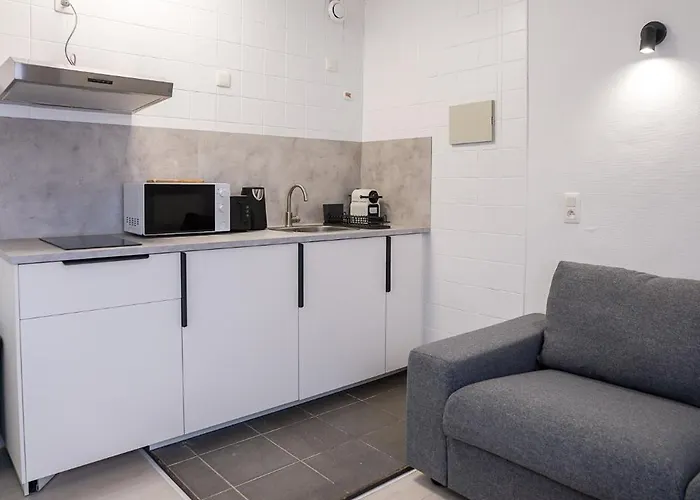 Luxembourg 6 * Bruxelles