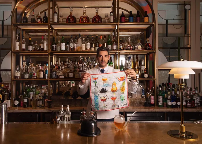 Ξενοδοχείο Amigo, A Rocco