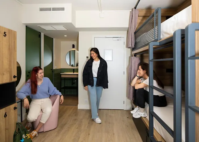 Hotel Latroupe Grand Place *