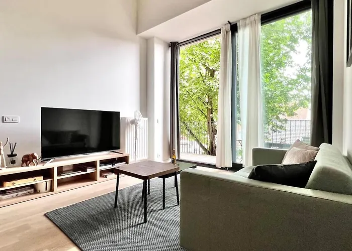 Bright Modern Loft In For 4 Brusel