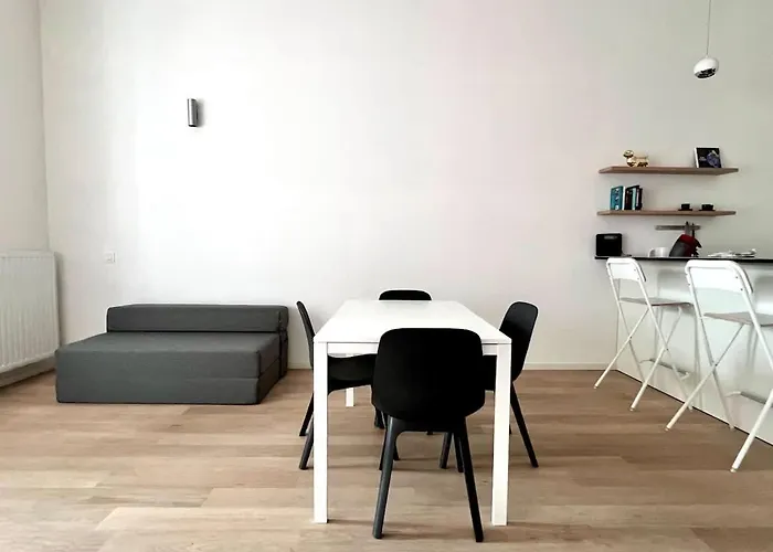 Bright Modern Loft In For 4 * Brusel