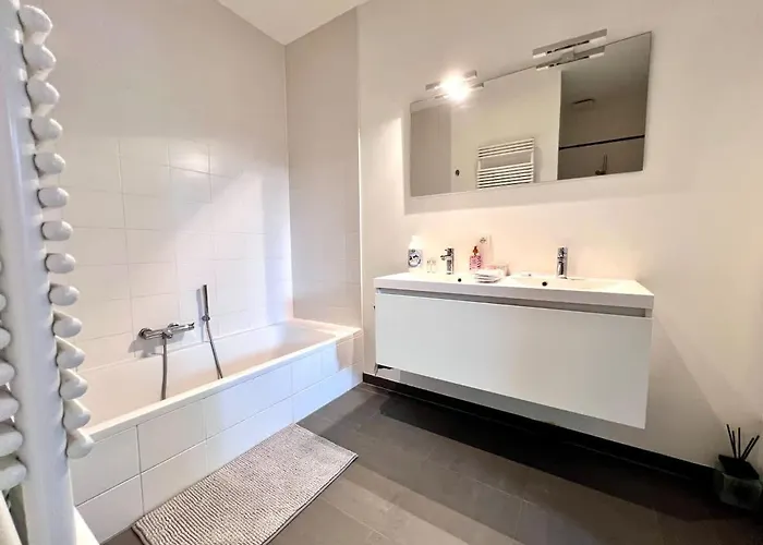 Apartmán Bright Modern Loft In For 4 *