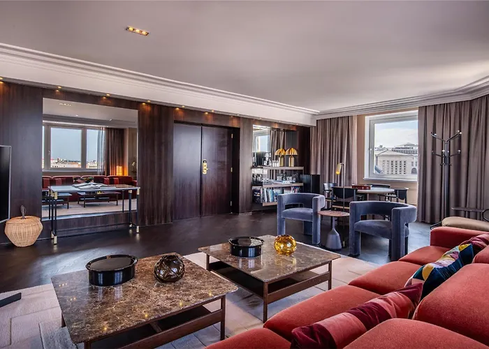 Hilton Grand Place Отель 4*