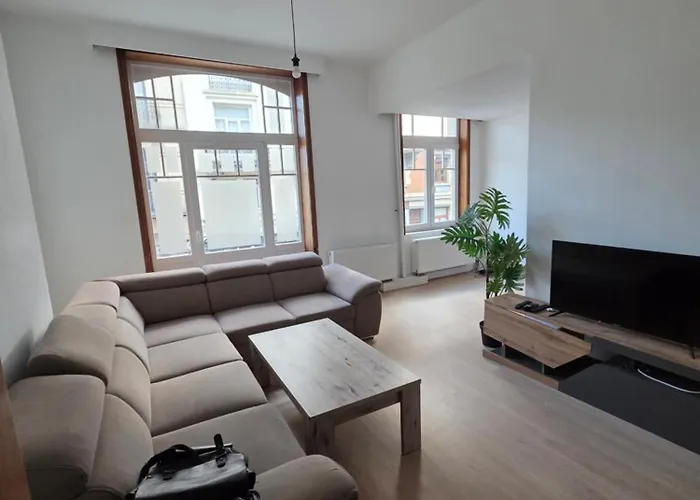 The Peaceful Pad ホームステイ *