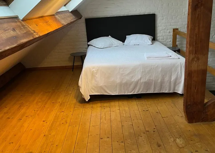 Eu District Mansion *