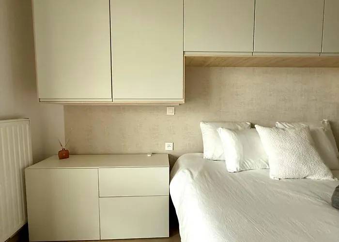 Cosy And Modern 1bed Near Gare Du Midi Dox Brüssel