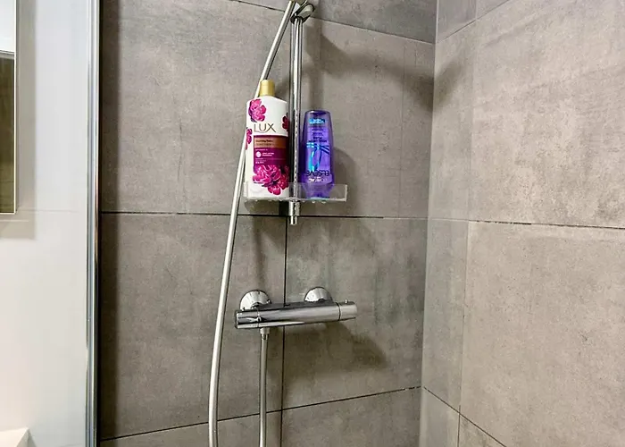 Cosy And Modern 1bed Near Gare Du Midi Dox Apartment *