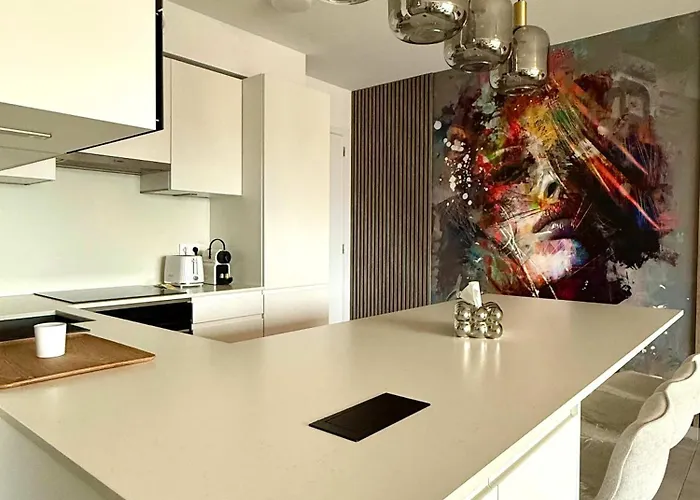 Cosy And Modern 1bed Near Gare Du Midi Dox Apartment *