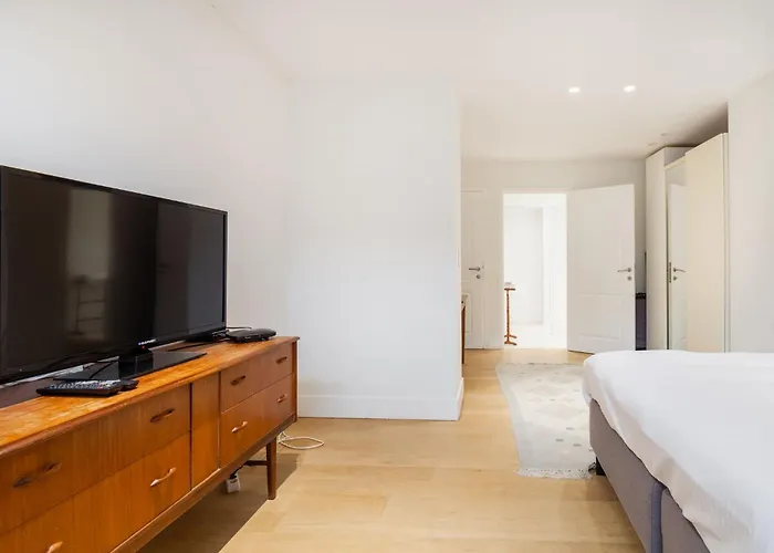 Comfortable And Quiet *