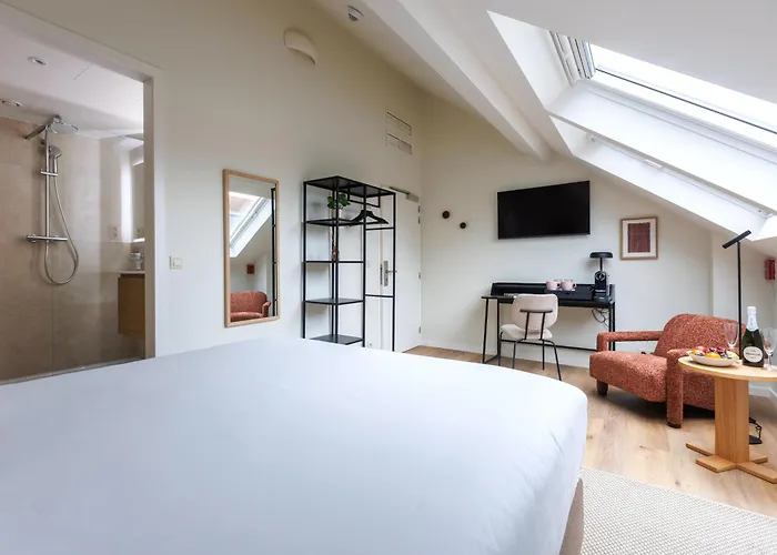 Le Catherine By Sweett