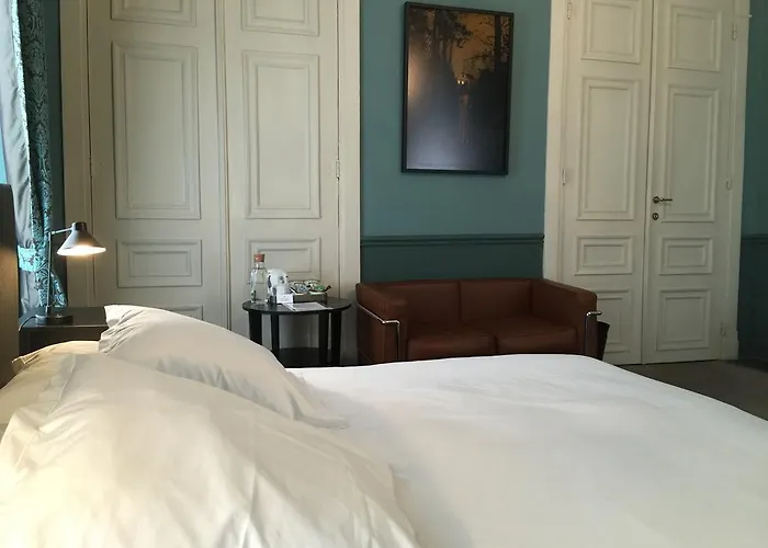 Bed and Breakfast Fish Market 3*