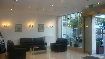 ウィンザー ホテル 2*