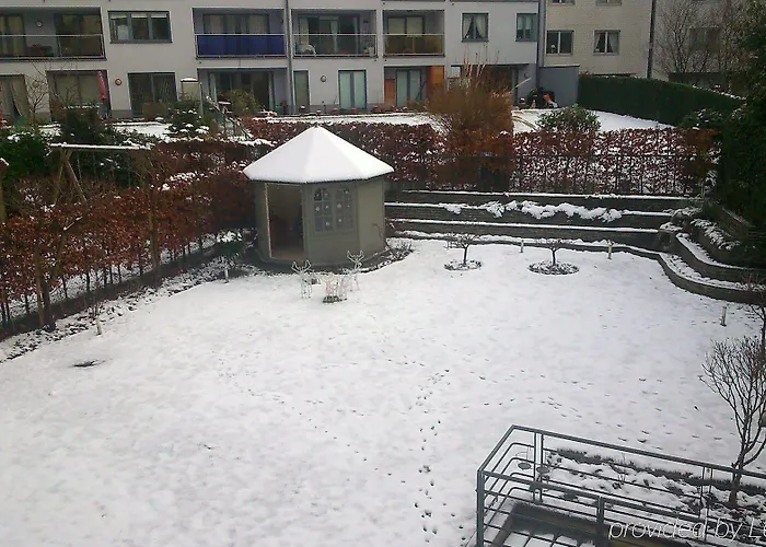 & Housingbrussels * Brusel