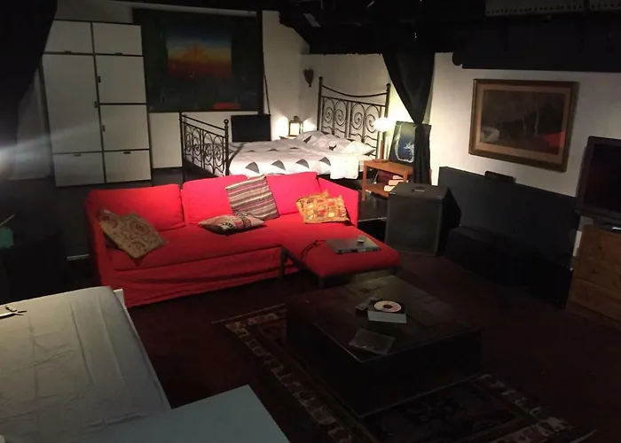 Botel Edouard Boat *