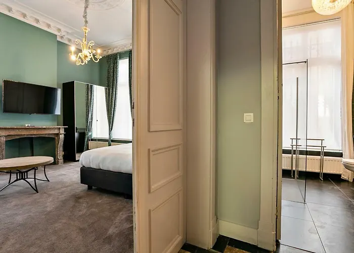 Bed and Breakfast Fish Market