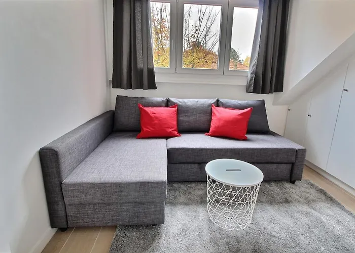 アパート Rent A Flat - Montgomery *