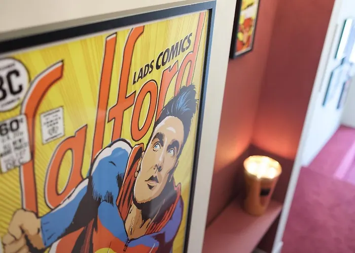 Отель Budget - Centre