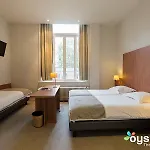 Hotel Du Congres 3*