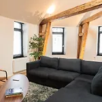 Apartment Spacious Modern Appartments In The Heart Of