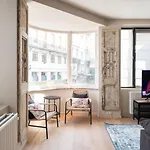 Apartment Spacious Modern Appartments In The Heart Of *
