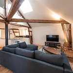 Apartment Spacious Modern Appartments In The Heart Of *