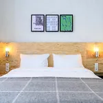 Hotel La Grande Cloche 3*