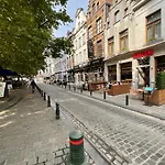St Catherine - Sweet - Bxl - With View 公寓