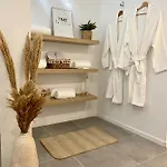 Apartment Superbe Pres De Avec Prive