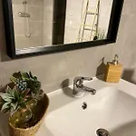 Apartment Superbe Pres De Avec Prive