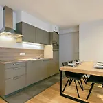 Furnished 2 Bedroom In Center Appartement